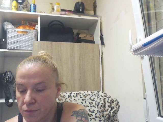 Oddajajo posnetke zaslona lorenarubia