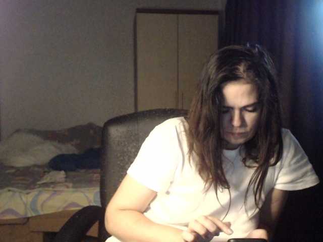 Oddajajo posnetke zaslona MARIIKA13