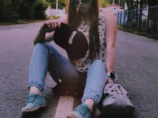 Erotični video klepet MarishaHUB