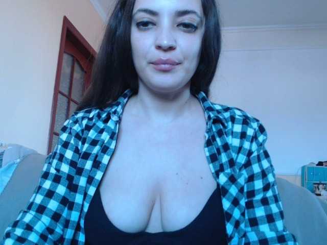 Oddajajo posnetke zaslona Nikol53565