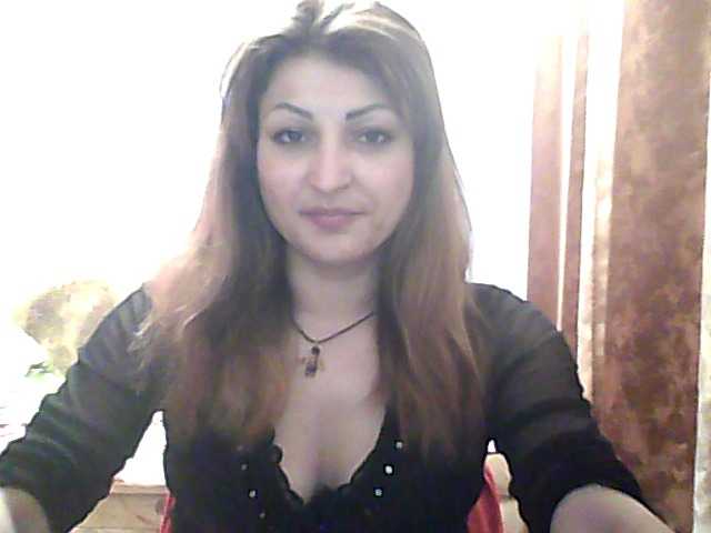 Fotografije Mariya85 Add to friends 6 tok Open your camera 8 tok Private message to you 10 tok