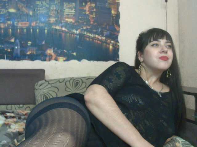 Oddajajo posnetke zaslona YourSugar9999