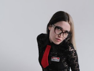 Erotični video klepet MarvinaMarmelad