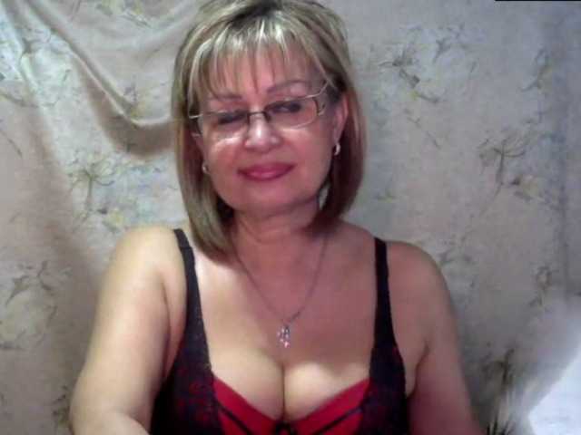 Fotografije MatureLissa Who want to see mature pussy ? pls for 500