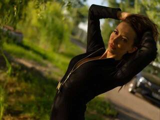 Erotični video klepet MayaHipnoteyes