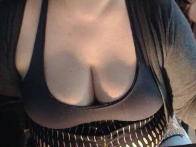 Fotografije mayalove4u lush its on ,15#tits 20 #ass 25 #pussy #lush on ,