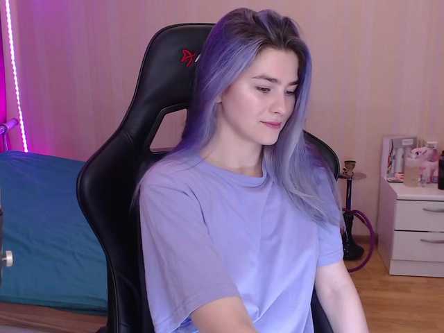 Oddajajo posnetke zaslona Maybbe