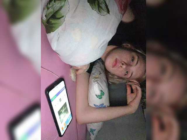 Oddajajo posnetke zaslona xoxoxo_adelin