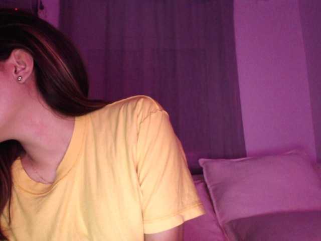 Oddajajo posnetke zaslona meganlove7