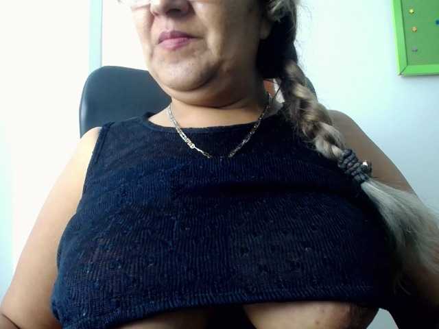 Fotografije Meganny2022 Hey, sweeties, your tips are much appreciated if you like what you see :inlove: TODAY'S SURVEY DRIPPING CREAM ON MY BREASTS 40 TOKENS; SHOW MY BREASTS 15 TOKENS; GIVE WHATS TO EVERYONE FOR 2 DAYS 100 TOKENS FOR SEND VIDEOS AND PICS
