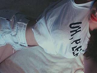 Erotični video klepet melanisa