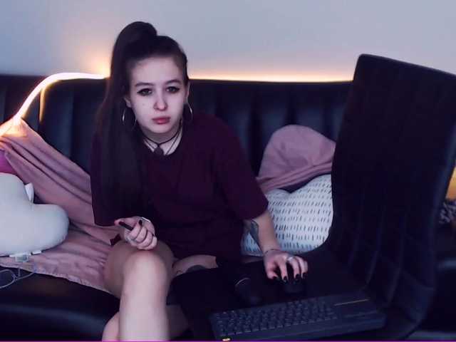 Oddajajo posnetke zaslona Melissa-Smith