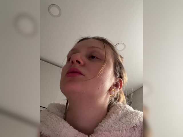 Oddajajo posnetke zaslona Melissakiss123