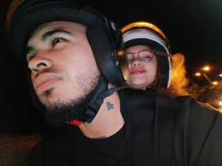 Erotični video klepet mell-omar-hot