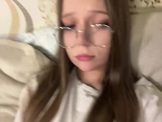 Erotični video klepet MelMooon