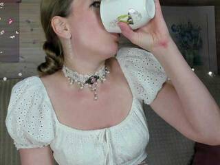 Erotični video klepet Melodey