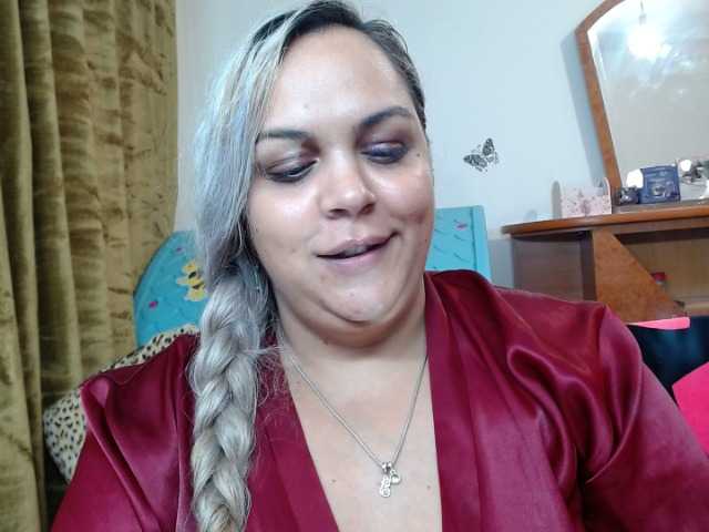 Fotografije mellydevine Your tips make me cum ,look in tip menu and control my toy or destroy me 11, 31, 112 333 / be my king, be the best Mwahhh #smoke #curvy #belly #bbw #daddysgirl