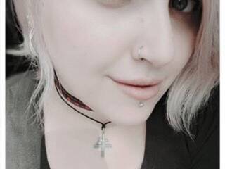 Erotični video klepet MeowYeah