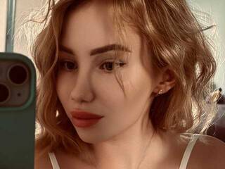 Erotični video klepet MerriiiRosalee