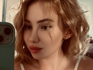 Erotični video klepet MerriiiRosalee