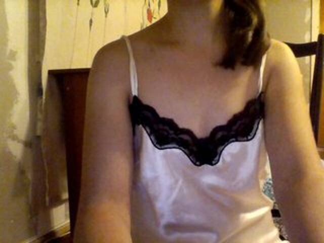 Oddajajo posnetke zaslona Meru1996