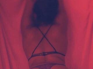 Erotični video klepet Mia023