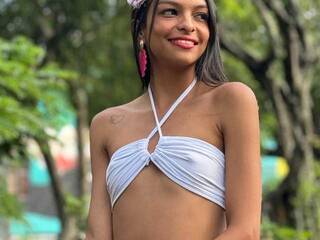 Erotični video klepet Miaawild