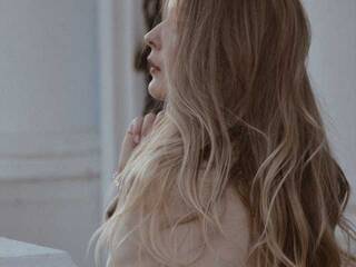 Erotični video klepet MiaDevil29