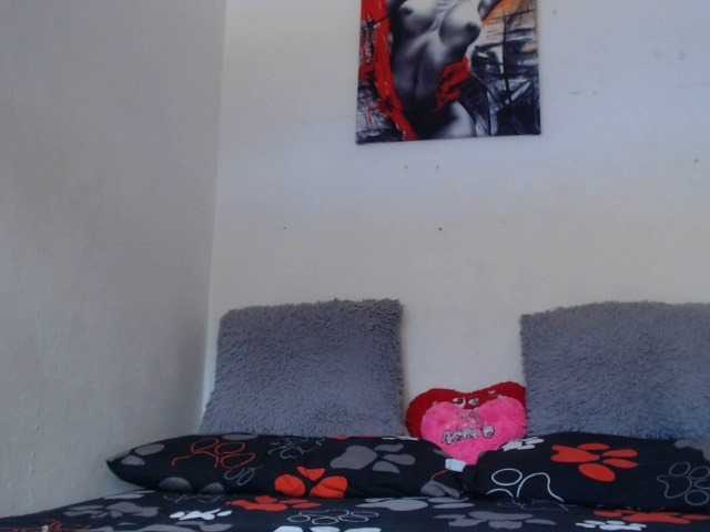 Oddajajo posnetke zaslona miadumontt