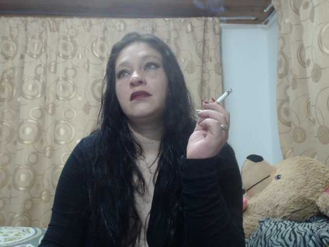 Oddajajo posnetke zaslona miaeyes