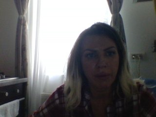 Erotični video klepet MiaHot