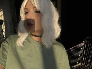 Erotični video klepet Miataa