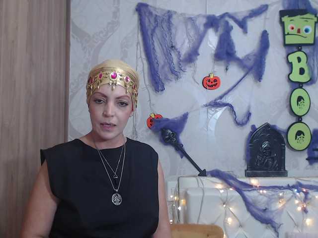 Oddajajo posnetke zaslona mijal-queen