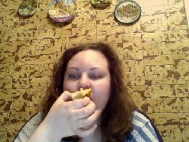 Oddajajo posnetke zaslona MiaErotic