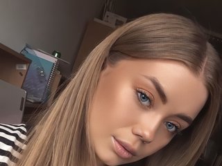 Erotični video klepet MilaFantasy