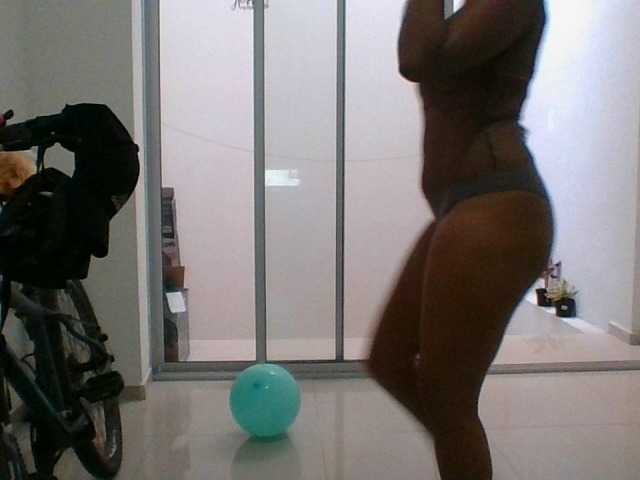 Oddajajo posnetke zaslona Milenita2022