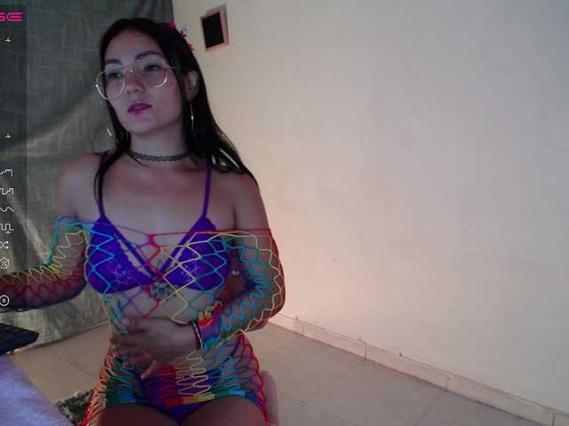 Fotografije Mileypink hey hey guys, welcome to my room naked [ 100 tokens left ] #shy #18 #new #teen #cute