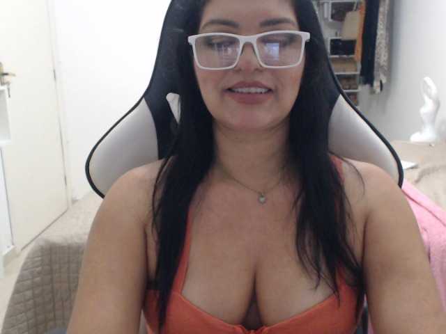 Fotografije MILFBRZIL desçam pro play, bora brincar.