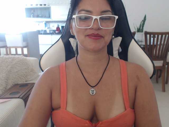 Fotografije MILFBRZIL desçam pro play, bora brincar.