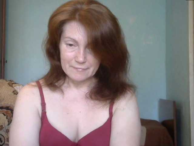 Fotografije MilfCarrliena Classic milf lets have some hot chat ! pvt , tips are welcome .* no russian