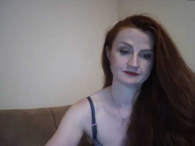 Oddajajo posnetke zaslona MilfJetta