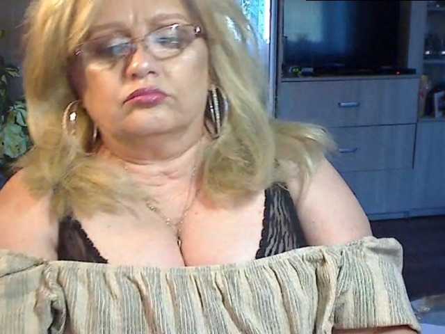 Fotografije MilfKarla Hi boys, looking for a hot MILF on a wheelchair..? if you want to make me happy, come to me;)