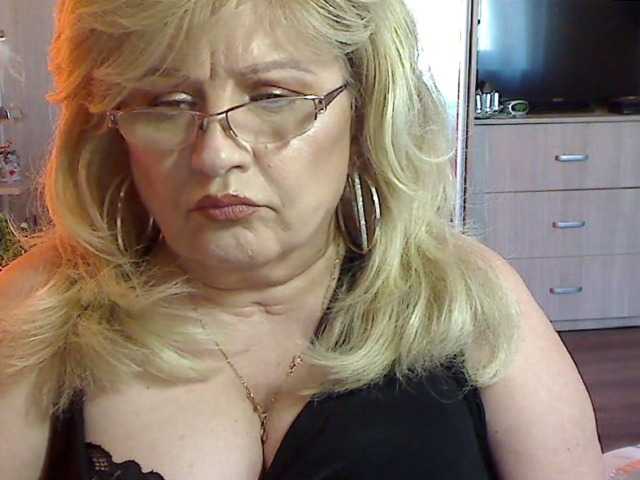 Fotografije MilfKarla Hi boys, looking for a hot MILF on a wheelchair..?if you want to make me happy, come to me;)