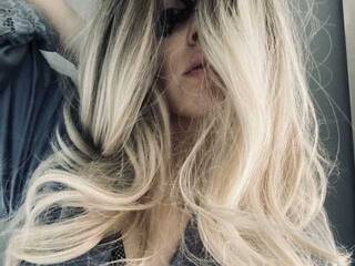 Erotični video klepet Milinami