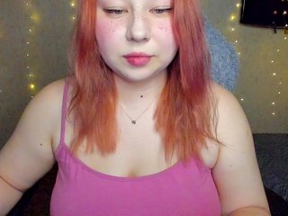 Erotični video klepet MilkaFoxy