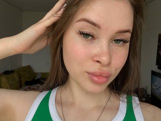 Erotični video klepet MilkyMaus