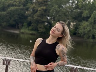 Erotični video klepet Millashaa