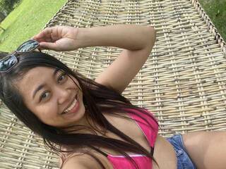 Erotični video klepet million-dollar-boobs