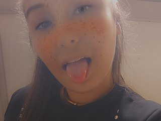 Erotični video klepet Minettesexy24