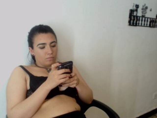 Oddajajo posnetke zaslona blackmio88